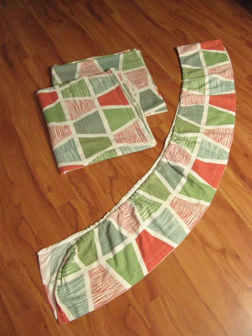 Bild 6 von 50er Gardine mit Schabracke