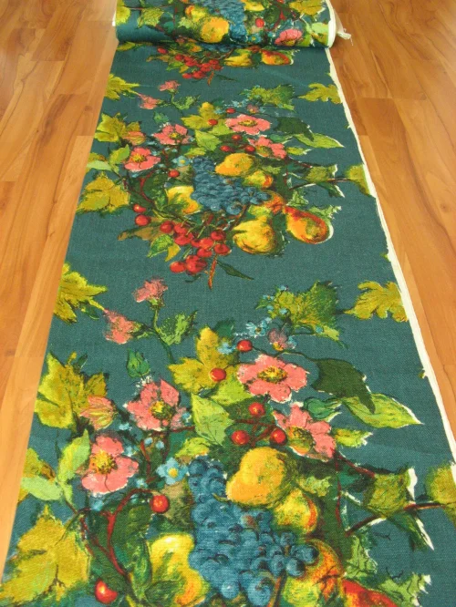 Bild 3 von 70s fabric still life