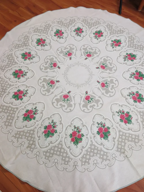 Bild 2 von 60er Tischdecke Rund