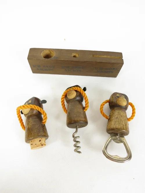 Bild 3 von 70s Bar Set 3 Monkeys