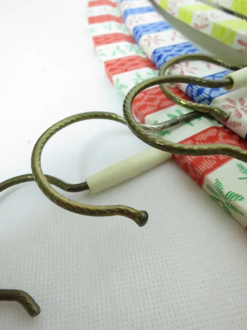 Bild 5 von 70er Kleiderbügel