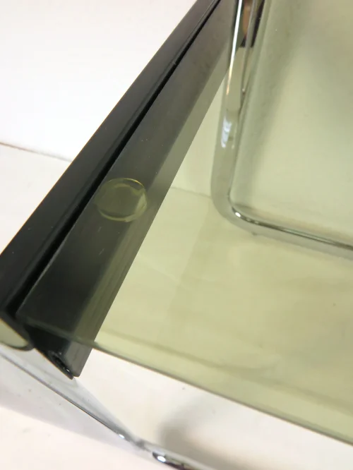 Bild 3 von 70er Glas Beistelltisch Rauchglas