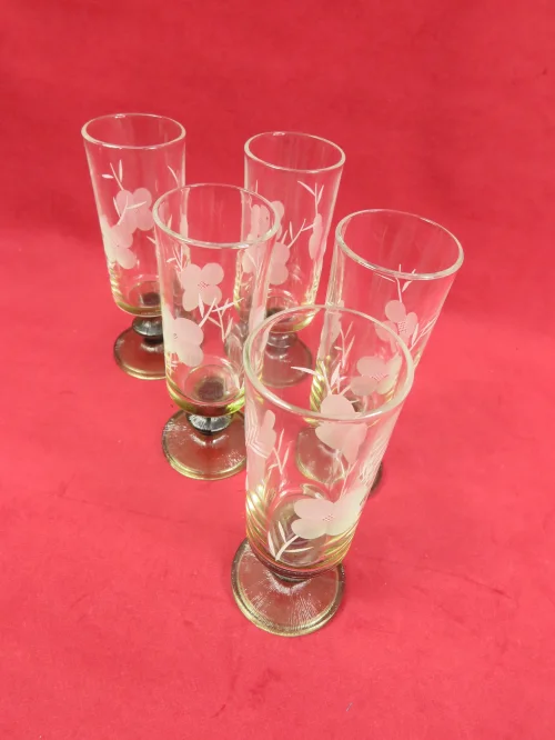 Bild 2 von 70s champagne glasses