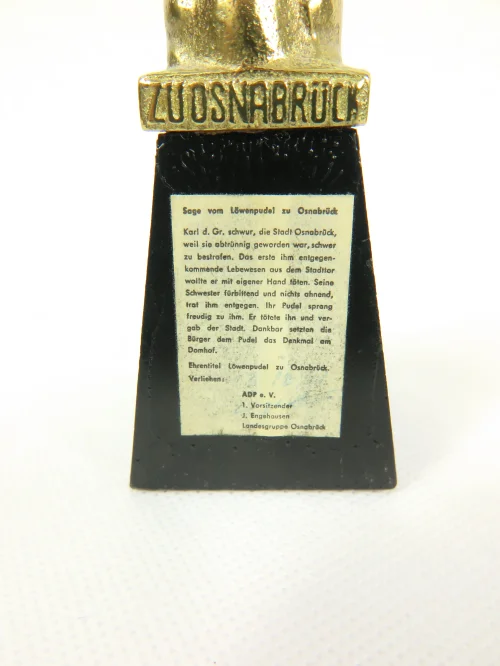 Bild 3 von 70er Löwenpudel Pokale