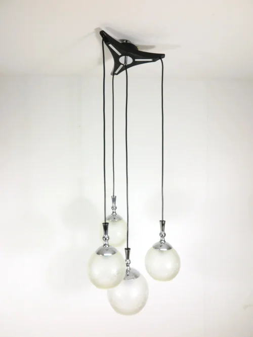 70er Kaskaden Lampe mit 4 Glaskugeln
