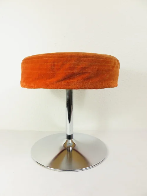 Bild 2 von 70er Hocker Orange