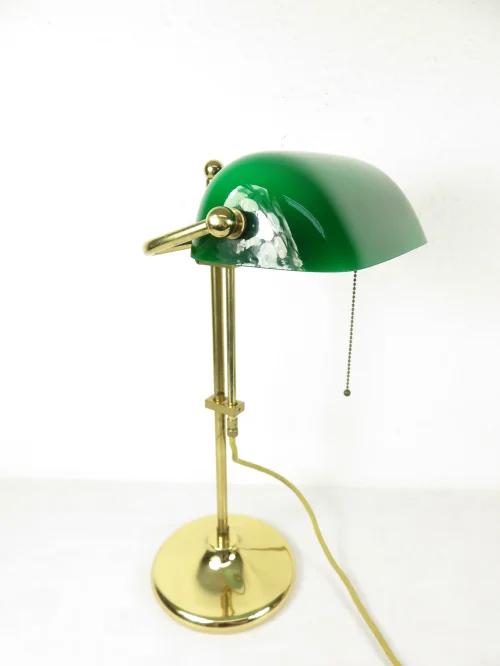 lampe verte style jeunesse des années 80, lampe de banquier