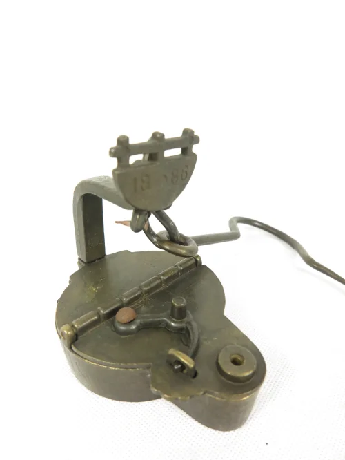 Bild 4 von 1886 Froschlampe , Grubenlampe