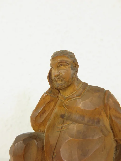 Bild 5 von Alte Holzfigur dicker bärtiger Mann