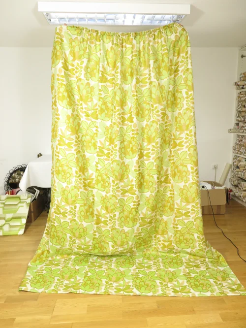 Bild 2 von 60s curtain pair
