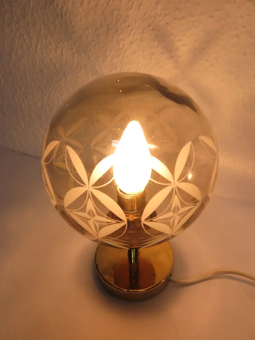 Bild 6 von 70er Nachttischlampen
