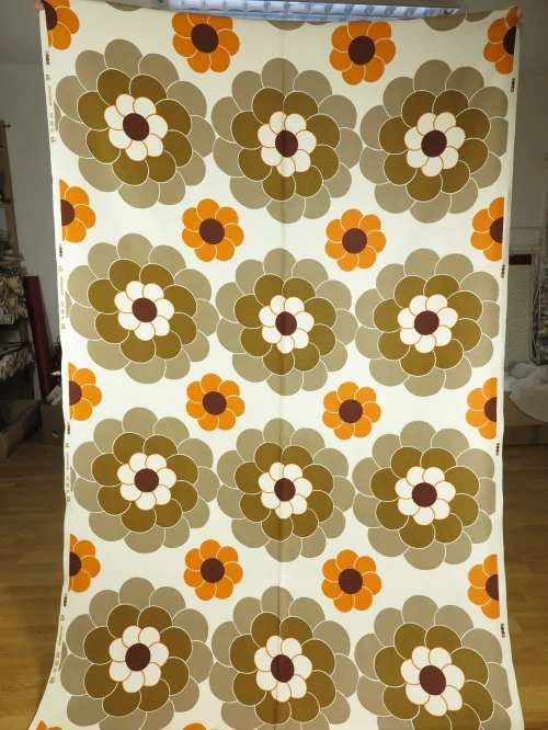 Bild 2 von tissu des années 70