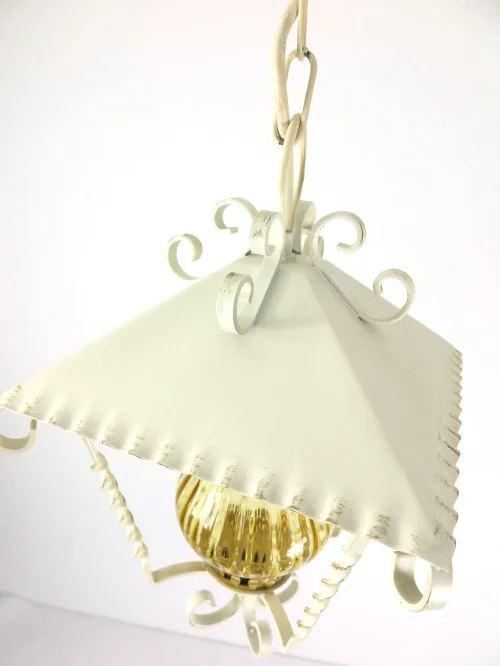 Bild 6 von 70s sanding varnish lantern