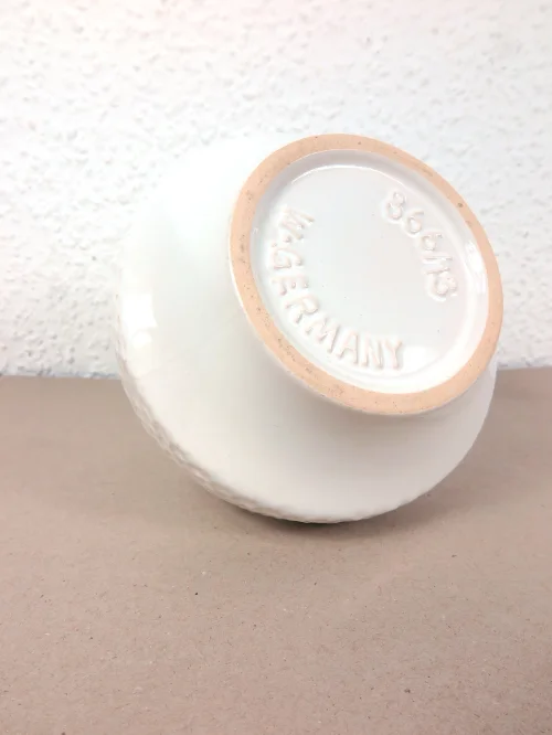 Bild 4 von 70er Vase mit Henkel, Weiß