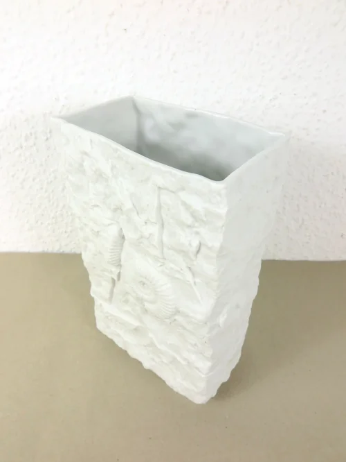 Bild 4 von 70er Bisquitporzellan Vase mit Ammoniten