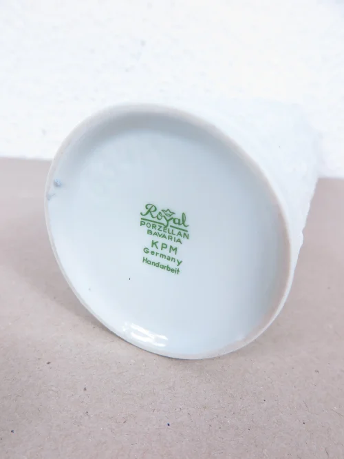 Bild 4 von vase des années 70 KPM porcelaine biscuit