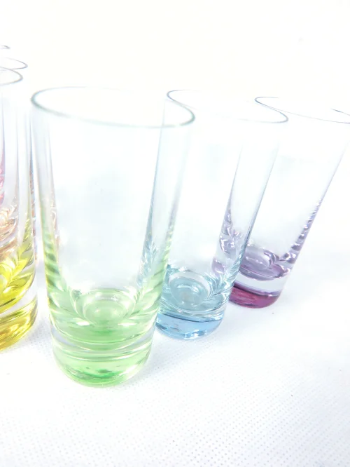 Bild 3 von 50er Schnapsgläser in Pastellfarben