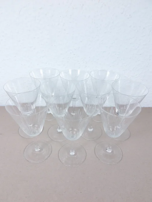 Bild 2 von 50s white wine glasses