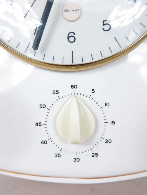 Bild 3 von 60er Küchenuhr