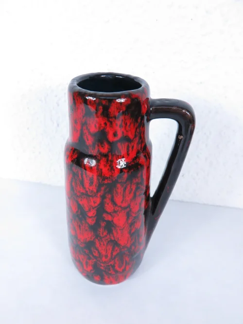 Bild 3 von 70er Vase mit Henkel rot