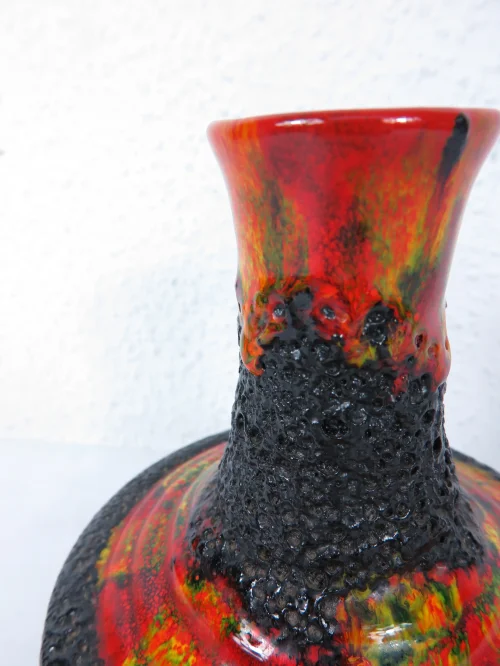 Bild 5 von 70er Vase Orange, Lava Optik