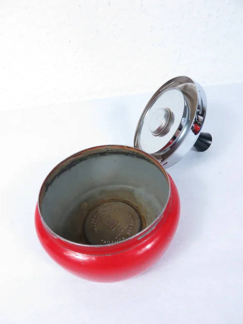 Bild 4 von 70er Drehaschenbecher rot