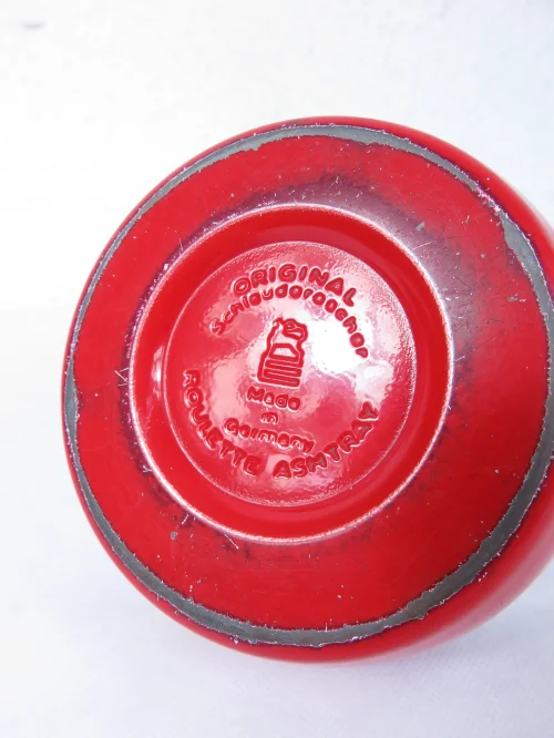 Bild 5 von 70er Drehaschenbecher rot