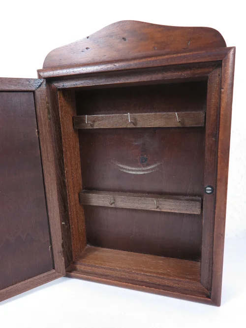 Bild 3 von 80er Schlüsselkasten Holz
