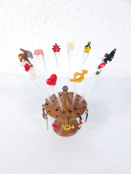 Bild 2 von 50er Bowlespieße mit Gläseranhänger mit Halterung