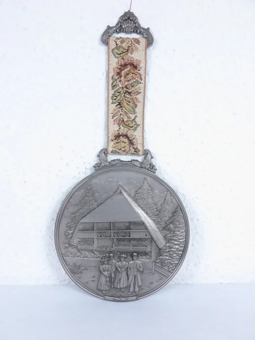 70er Zinnteller WMF Serie "Bauernhäuser", Schwarzwald