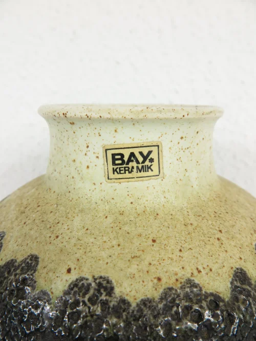 Bild 2 von 70s ceramic vase Bay