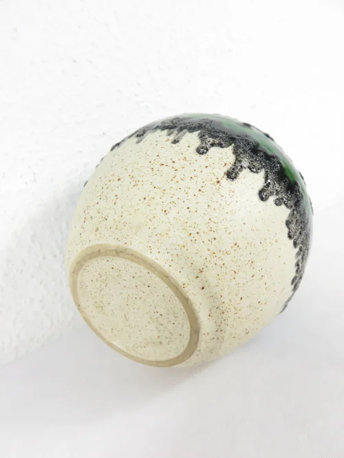 Bild 5 von 70s ceramic vase Bay