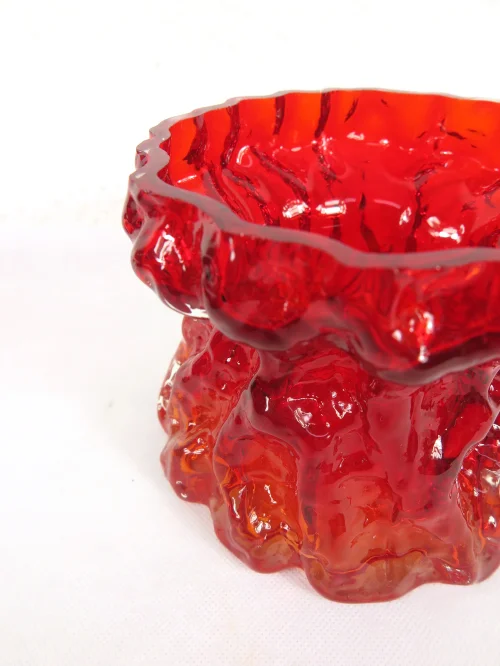 Bild 5 von 70er Glasvase Rot, Ingrid Kristal