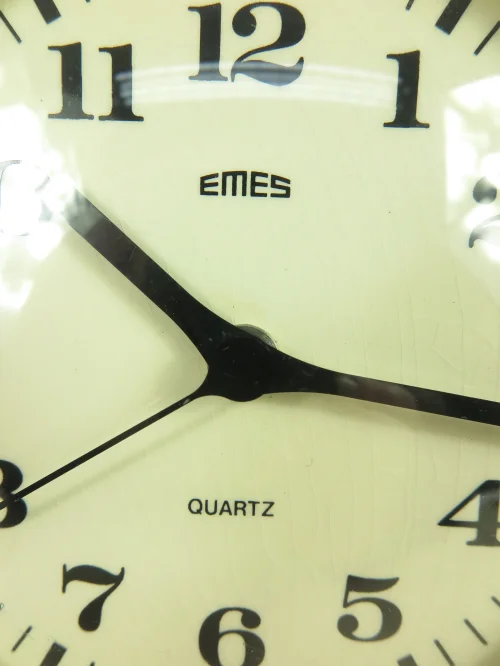 Bild 3 von 70er Küchenuhr Emes