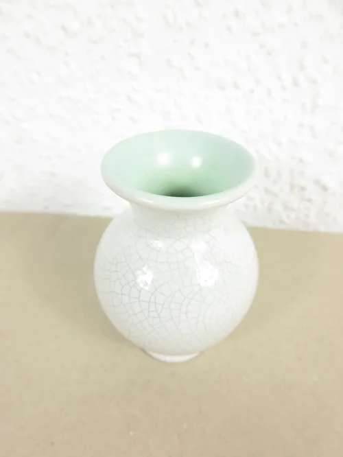 Bild 2 von 50er Mini Vase, Eierschalenglasur
