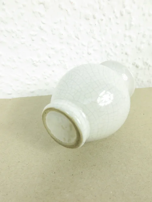 Bild 3 von 50er Mini Vase, Eierschalenglasur