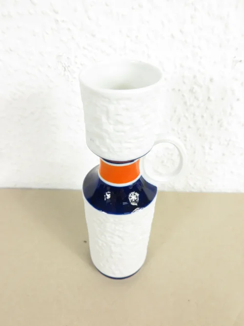 Bild 2 von 70er Vase KPM Royal, Bisquite Porzellan