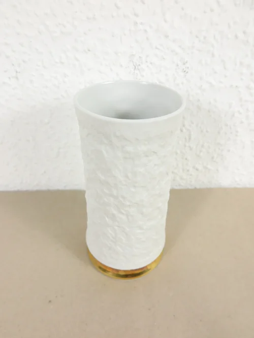 Bild 2 von 70er Vase KPM Royal, Bisquite Porzellan
