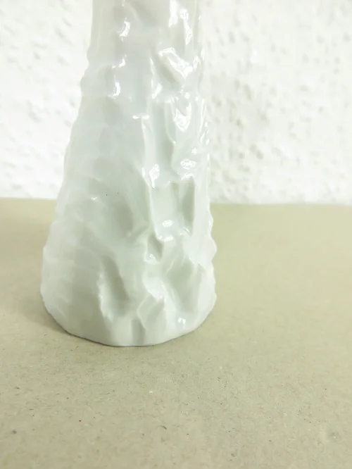 Bild 3 von 70er kleine Porzellan Vase Weiß