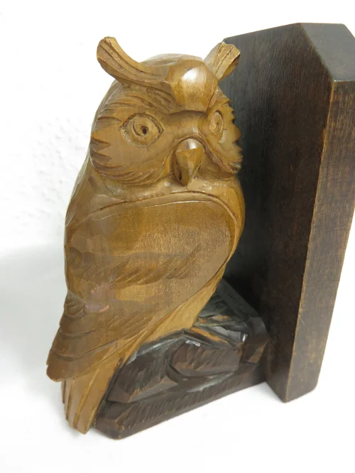 Bild 2 von 50er Buchstützen Eule, Handgeschnitzt