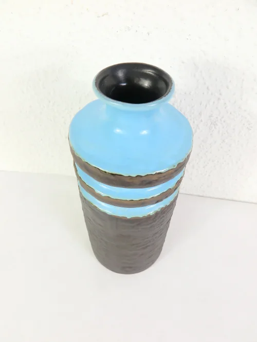 Bild 2 von 70s ceramic vase light blue, VEB Haldesleben