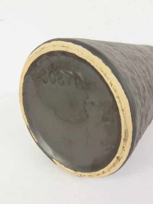 Bild 3 von 70s ceramic vase light blue, VEB Haldesleben