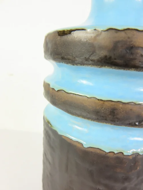 Bild 4 von 70s ceramic vase light blue, VEB Haldesleben