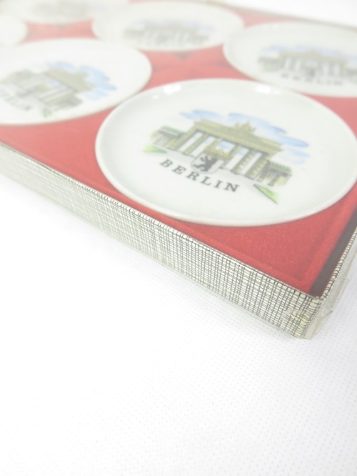 Bild 4 von 70er Gläseuntersetzer Set, Tellerchen Berlin