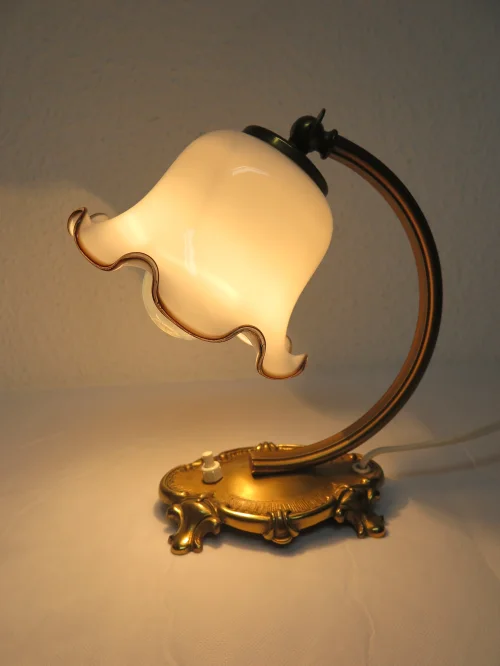 Bild 7 von 70er Nachttischlampe im 30er Jahre Stil