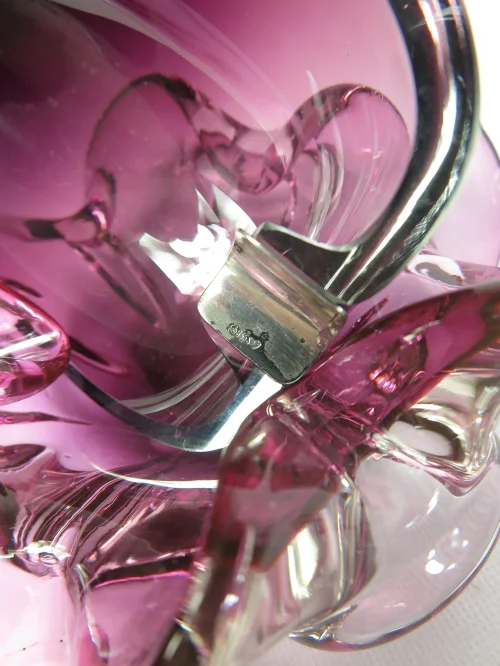 Bild 3 von 60er Aschenbecher Amethist Glas