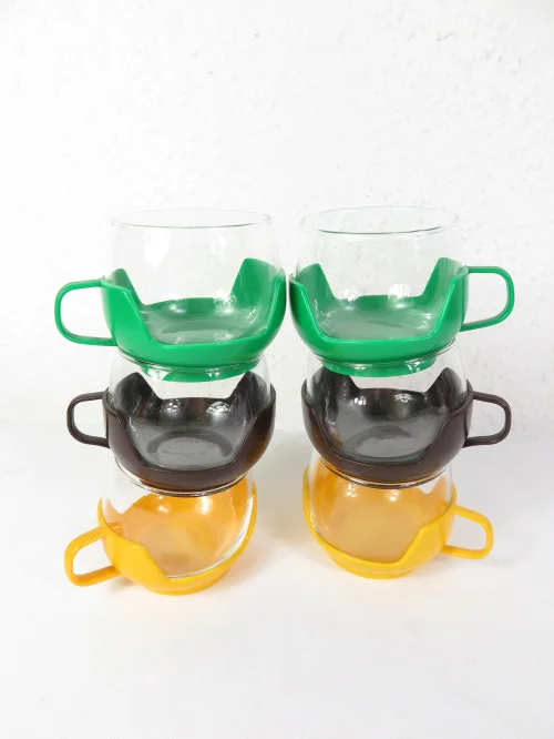 70s tea mugs, tea cups, glass cups with plastic