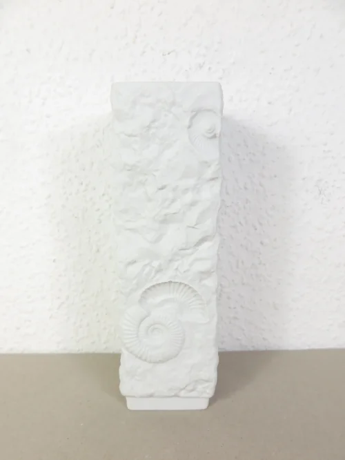 70s biscuit porcelain vase, Fosilienvase, AK Kaiser vase angular Martin Freyer white
