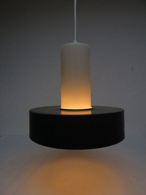 Bild 4 von 70er Doria Deckenlampe, Lampe mit Metalschirm