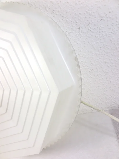 Bild 2 von 70er Kunststoff Lampe